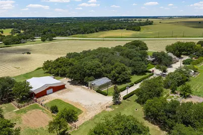2029 Speegleville Road, Woodway, TX 76712 - Photo 1