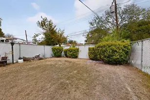 1129 Oak Meadows Dr, Dallas, TX 75232 - Photo 29