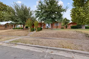 1129 Oak Meadows Dr, Dallas, TX 75232 - Photo 31