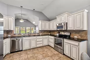 2308 Wakecrest Dr, Fort Worth, TX 76108 - Photo 7