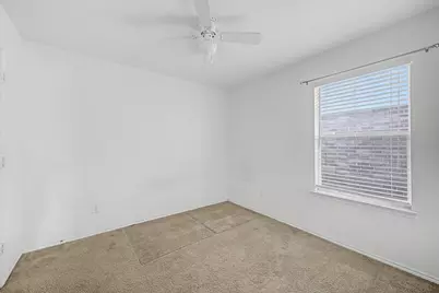 821 Green Heath Avenue, Fort Worth, TX 76120 - Photo 25