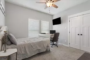 10305 Creekside Ln, Waco, TX 76712 - Photo 11