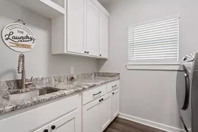 10305 Creekside Lane, Waco, TX 76712 - Photo 5