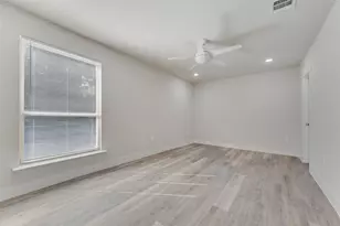 7101 Fairdale Ave, Dallas, TX 75227 - Photo 25