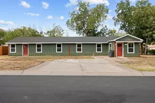 3905 Orlando Ct, Dallas, TX 75211 - Photo 3