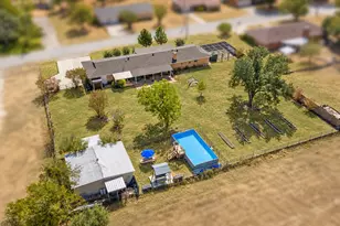 916 Preston Ln, Dublin, TX 76446 - Photo 35