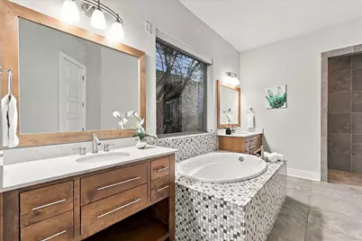 6251 Lakeshore Drive, Dallas, TX 75214 - Photo 19