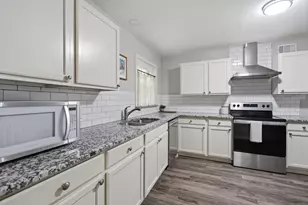 1413 N Wharton St, Sherman, TX 75092 - Photo 9