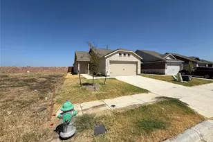 14141 Zealand Dr, Pilot Point, TX 76258 - Photo 3