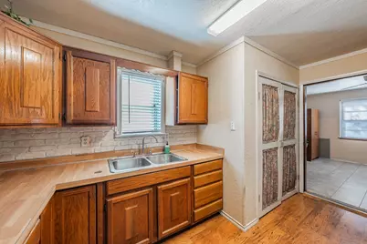 1812 Highland Drive E, Keller, TX 76262 - Photo 9