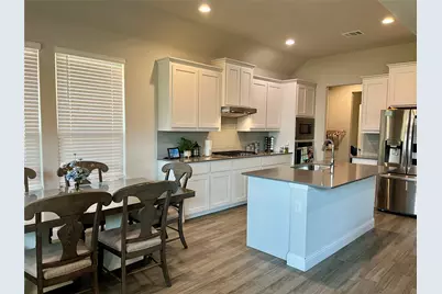 3636 Wintergreen Street, Grand Prairie, TX 76065 - Photo 9