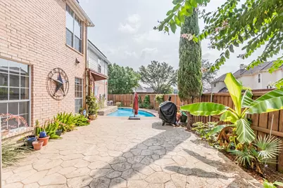 1125 Stone Gate Drive, Irving, TX 75063 - Photo 5