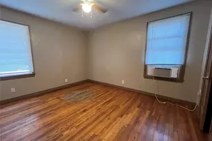 202 W Wheatland Road W, Duncanville, TX 75116 - Photo 5