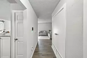 1404 Hillside Dr, Midlothian, TX 76065 - Photo 9