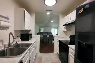 1404 Woodfern Dr, Arlington, TX 76018 - Photo 13