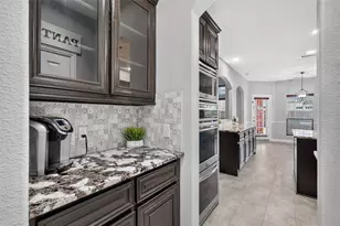 321 Vatican Hill Dr, Little Elm, TX 75068 - Photo 9