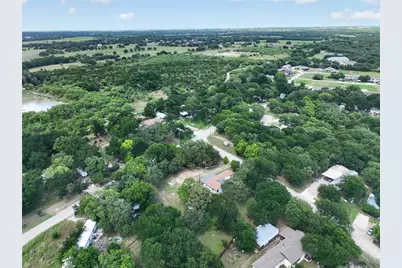 916 Fawn Drive, Granbury, TX 76049 - Photo 17