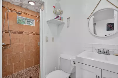 916 Fawn Drive, Granbury, TX 76049 - Photo 11