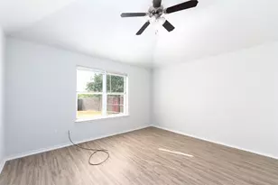 3928 Orcas St, Fort Worth, TX 76106 - Photo 7