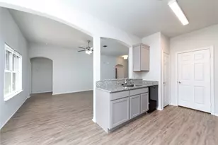 3928 Orcas St, Fort Worth, TX 76106 - Photo 5