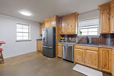 685 County Road 1102, Rio Vista, TX 76093 - Photo 15