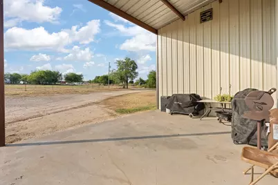 685 County Road 1102, Rio Vista, TX 76093 - Photo 37