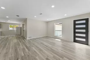 4910 Frontier Rd, Garland, TX 75043 - Photo 11