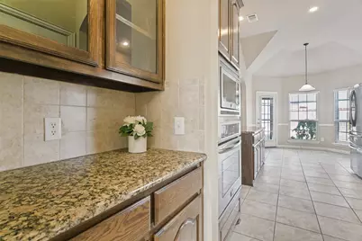 1429 Wellesley Drive, Lewisville, TX 75067 - Photo 11