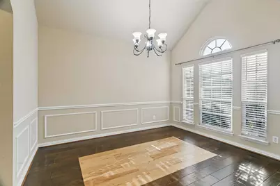 1429 Wellesley Drive, Lewisville, TX 75067 - Photo 5