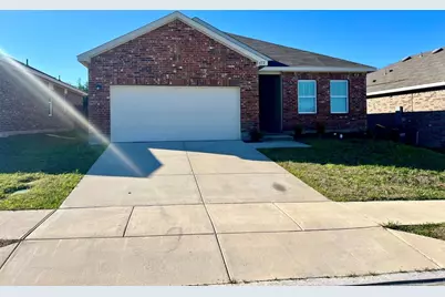 672 Crestridge Drive, Lavon, TX 75166 - Photo 1