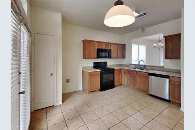 10661 Traymore Drive, Fort Worth, TX 76244 - Photo 3