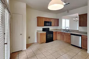 10661 Traymore Dr, Fort Worth, TX 76244 - Photo 3