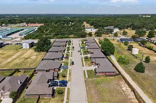 1325 White Sand Dr, Pelican Bay, TX 76020 - Photo 29