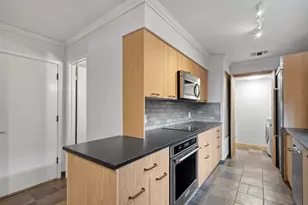 3701 W 5th St, Fort Worth, TX 76107 - Photo 5