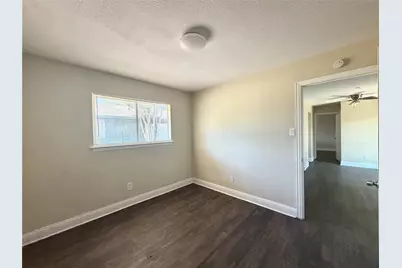 901 Redbird Drive, Irving, TX 75061 - Photo 13