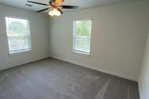 505 W Walker St, Denison, TX 75020 - Photo 7