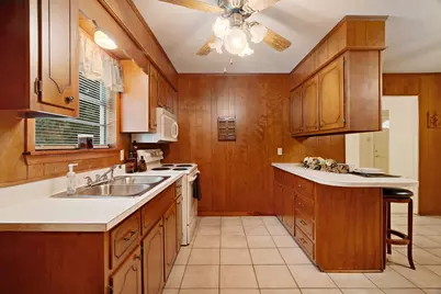 210 31st Street SW, Paris, TX 75460 - Photo 7