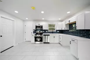 2451 Hudspeth Ave, Dallas, TX 75216 - Photo 7