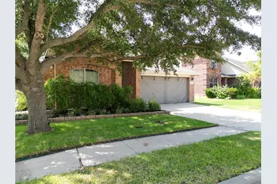 929 Warbler, Aubrey, TX 76227 - Photo 1