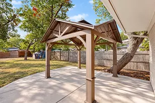 2822 Materhorn Dr, Dallas, TX 75228 - Photo 19