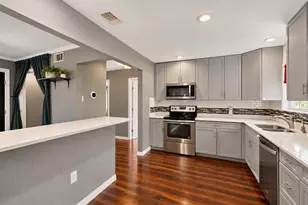 2822 Materhorn Dr, Dallas, TX 75228 - Photo 5