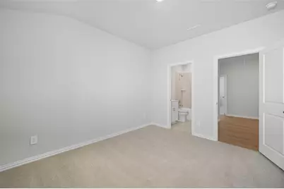 6605 Creek Edge Circle, Fort Worth, TX 76036 - Photo 13