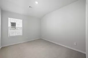 6605 Creek Edge Cir, Fort Worth, TX 76036 - Photo 11