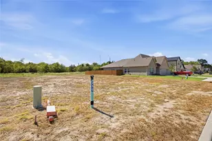 250 Trevor Ln, Greenville, TX 75402 - Photo 1