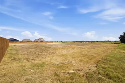 250 Trevor Lane, Greenville, TX 75402 - Photo 3