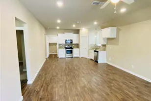 307 N Colbert Ave, Sherman, TX 75090 - Photo 3