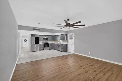 4721 Woodfield Drive, Arlington, TX 76016 - Photo 9