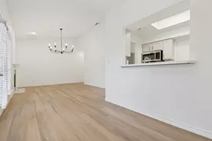 8600 Coppertowne Ln, Dallas, TX 75243 - Photo 7