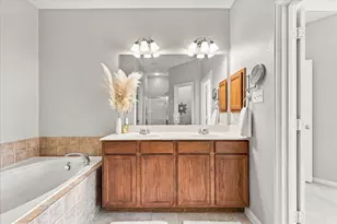 4018 Milan Dr, Irving, TX 75038 - Photo 11