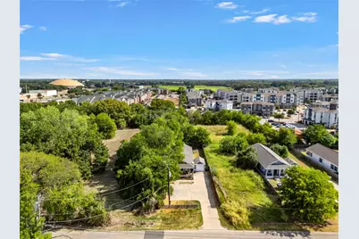 2220 S 2nd Street, Waco, TX 76706 - Photo 37